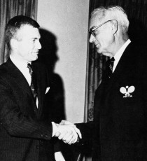 Don Evans accepting the Honor Award form Brook Kindred. Evans solved the problem of inconsistent bounces of the wires, an innovation that spurred the growth of the game.
